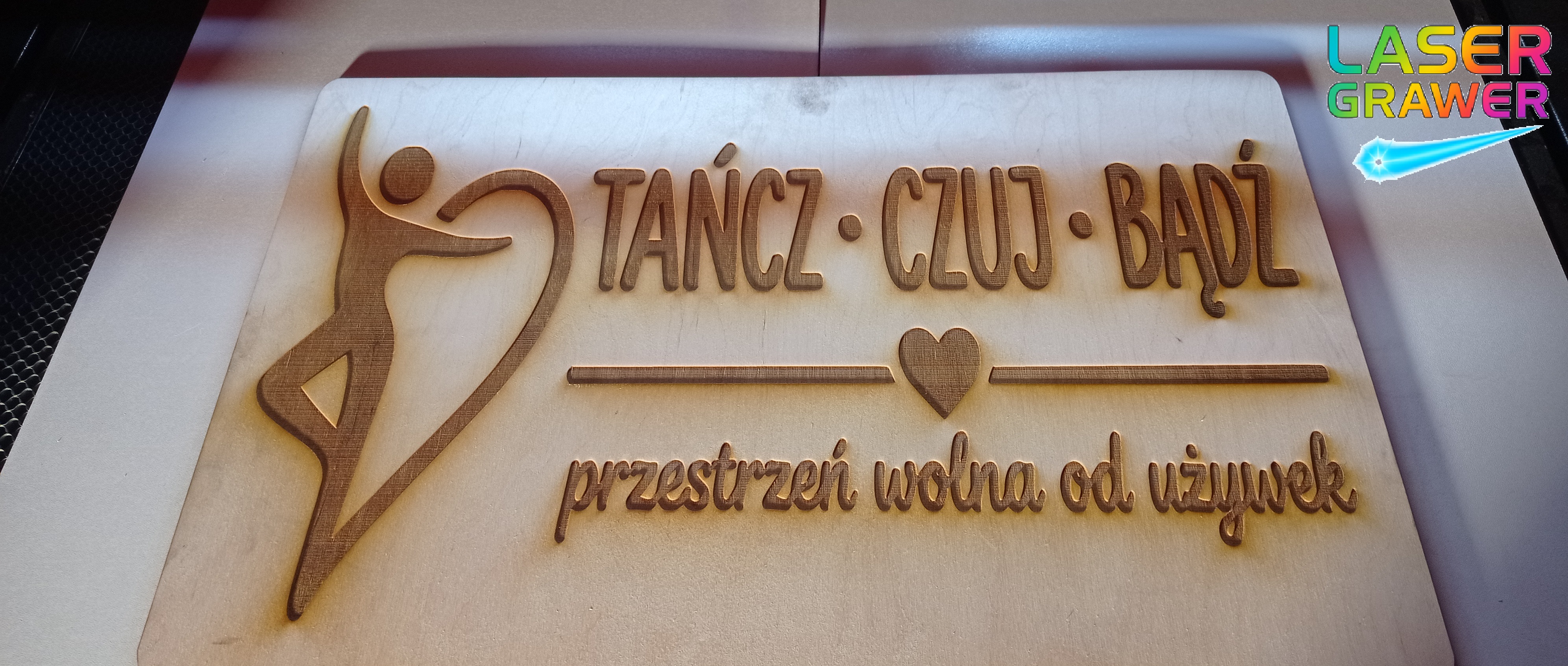 Szyld ze sklejki
